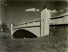 Farwell Street Bridge over the Charles River in the 1930s