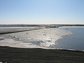 Kuparuko upė 2011 m. pavasarį