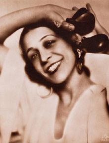La Argentina (Antonia Mercé) 1930 (2).jpg