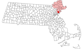 マサチューセッツ州におけるリンの位置（赤色）とエセックス郡（ピンク）