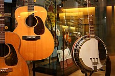 Country music originated in the Southern United States, and the country music industry is based in Nashville, Tennessee. Museum of country music - Nashville (3934616865).jpg