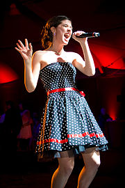 Sara Niemietz singing live at a benefit for the 2010, Life Through Arts Foundation, 