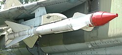 R–23T rakéta MiG–23 szárnya alatt