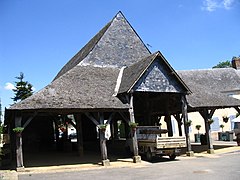 Halle de Saint Denis d'Anjou.