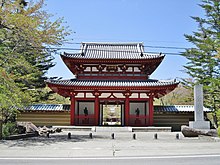 聖光寺の山門