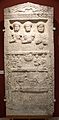Grabstein eines einheimischen Paares, Demiuncus und seiner Frau Angulata. Heute in ungarischen Nationalmuseum. (Siehe auch: Römische Steindenkmäler aus Intercisa)