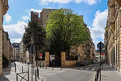 Ecke Rue Decamps – Rue Eugène-Delacroix (links)