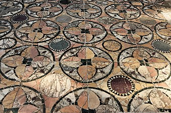 Opus sectile floor pavement. Room C of the House of Cupid and Psyche (regio I, insula XIV), Ostia Antica