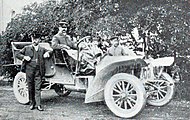1906-ban Horch és Dr. Stoess Rudolf megnyerték a Herkomer Trial nevű versenyt