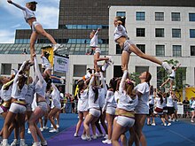 Extreme Cheerleading 19.jpg