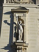 Statue on the Palace of Justice, Paris