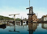 Catharijnebrug en molen De Adriaan; tussen 1890 en 1905.