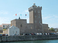 Le château Saint-Clair dans le quartier de La Chaume (Vendée).