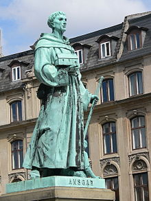 Statue of Ansgar, the missionary archbishop of Hamburg-Bremen in Copenhagen Marmorkirken - Ansgar.jpg