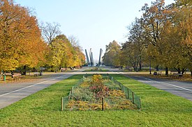 Парк Рыдза-Смиглего в Варшаве 02.JPG