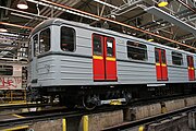 Praha metro stary vlak 2. jpg