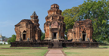 Prasat Sikhoraphum - Sikhoraphum edit1