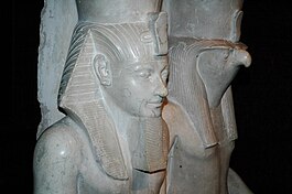 Dubbelbeeld van Horemheb met de god Horus Kunsthistorisches Museum