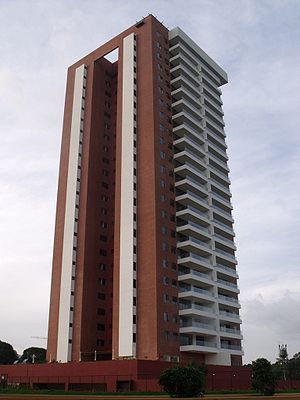 Torre-multiplaza.jpg