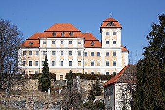 Schloss Valeč