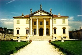 Façade de la Villa Cordellina Lombardi à Montecchio Maggiore
