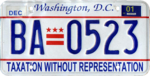 Номерной знак Вашингтона, округ Колумбия, серия 2000–2001 гг., Декабрь 2001 г. sticker.png