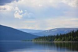 Панорама на езерото Ловозеро