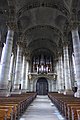 Kirchenschiff mit Blick zur Orgelempore