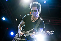 Synyster Gates 2011-ben.