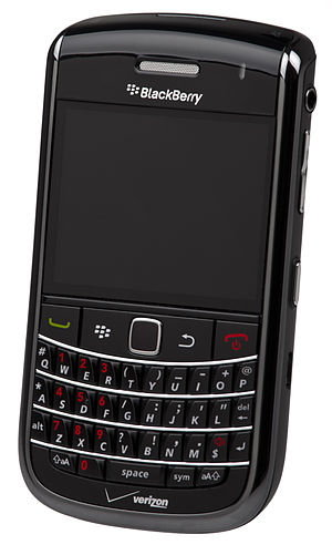 English: A BlackBerry Bold 9650 cell phone for...