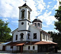 Църквата „Успение Богородично“ в Горно Неволяни