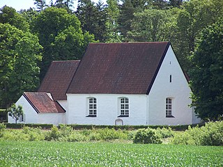 Kyrkan sedd från norr