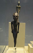 Исполненные по обету статуи из храма Мелькарта в Кадисе