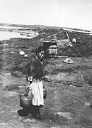 Jeune fille Inuk. Kuujjuaq, 1948.