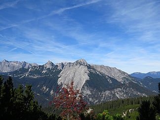 Die Große Arnspitze ist der Hauptgipfel der Arnspitzgruppe