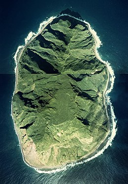 Остров Кита Иводзима Аэрофотоснимок.jpg
