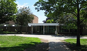 Rosedale Heights School de la Arts.JPG