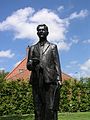 standbeeld voor Jakob Klok ongedateerd overleden op 6 augustus 1984