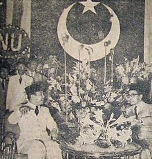 President Sukarno at a 1954 Masyumi convention Sukarno at Masyumi Convention Suara Merdeka 30 December 1954.jpg