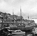 Antiga rèplica exposada al port de Brixham, Devon (1968).