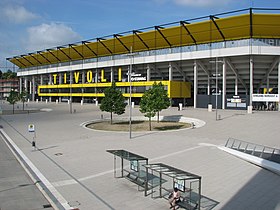 Die Osttribüne des Tivoli