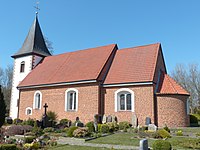 Neuenkirchen be Bassum, St. Katharinen, Südseite mit nachträglich vergrößerten Fenstern