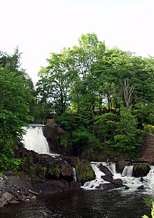 Akerselva Møllerfossene 18jun2005.jpg