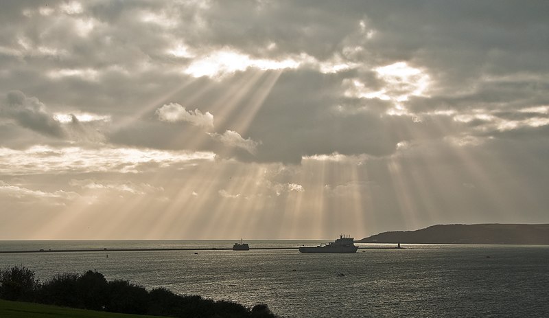 File:Crepuscular rays over Plymouth Sound.jpg