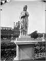 Agrippine Jardin des Tuileries (ancienne photo).