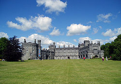 Castello di Kilkenny con giardini