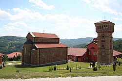 อารามรูยัน (Rujan Monastery; [sr]) ริมทะเลสาบวรูตซี