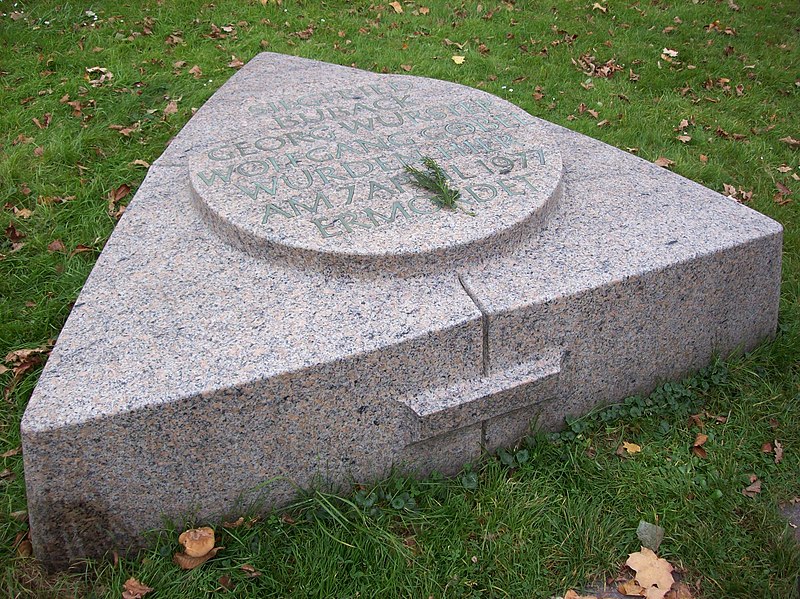 Datei:Memorial Stone for Siegfried Buback in Karlsruhe.jpg