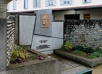 Monument Jean Lassere à Soueich.