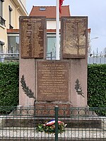 Monument aux morts, Le Perreux-sur-Marne, place du Général-Leclerc